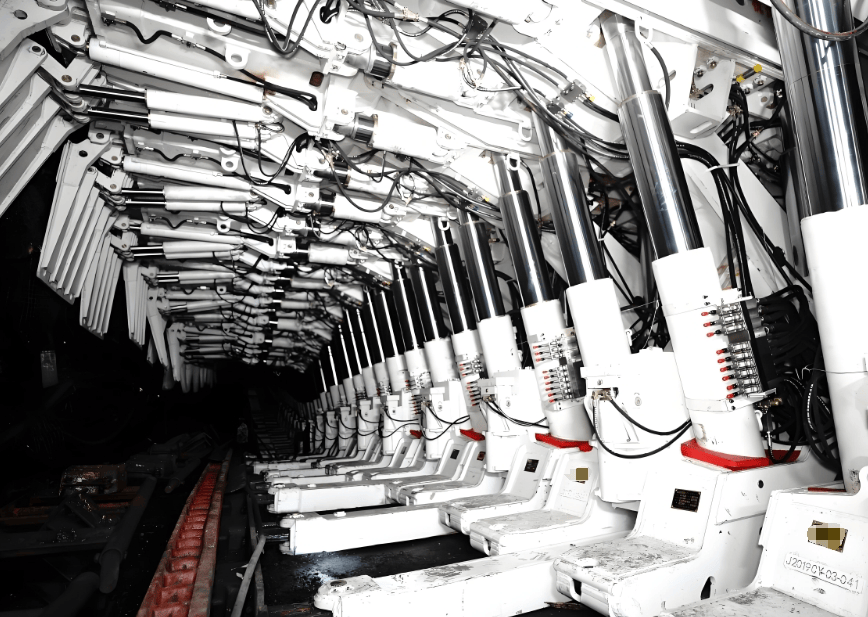 支护与高预紧参数优化