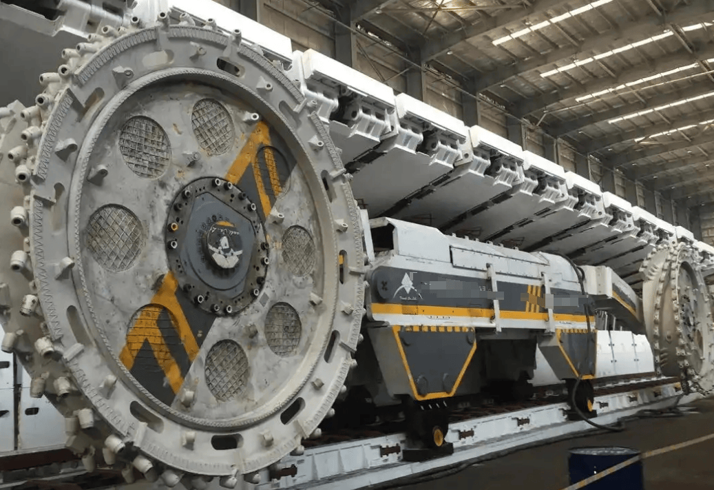 矿山设备智能化与集中监控