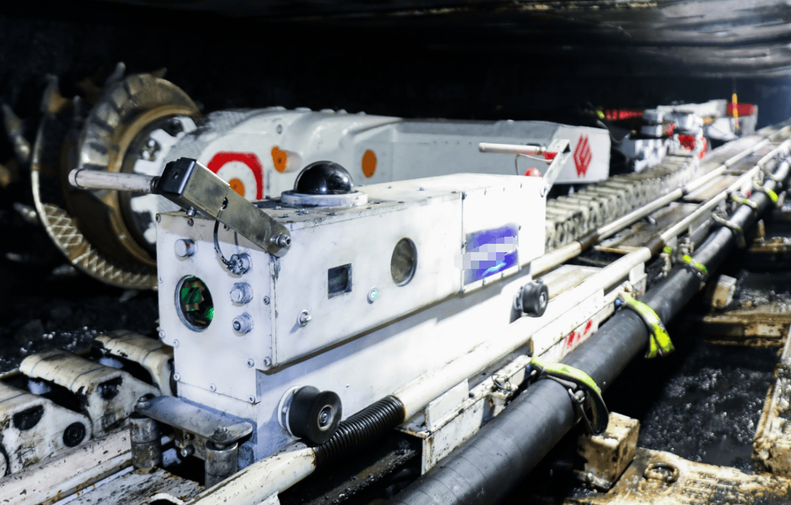 煤矿智能巡检与机器人协同作业