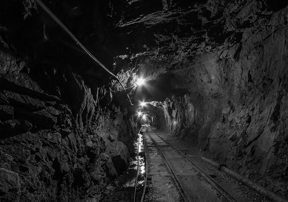 矿区巷道与通道