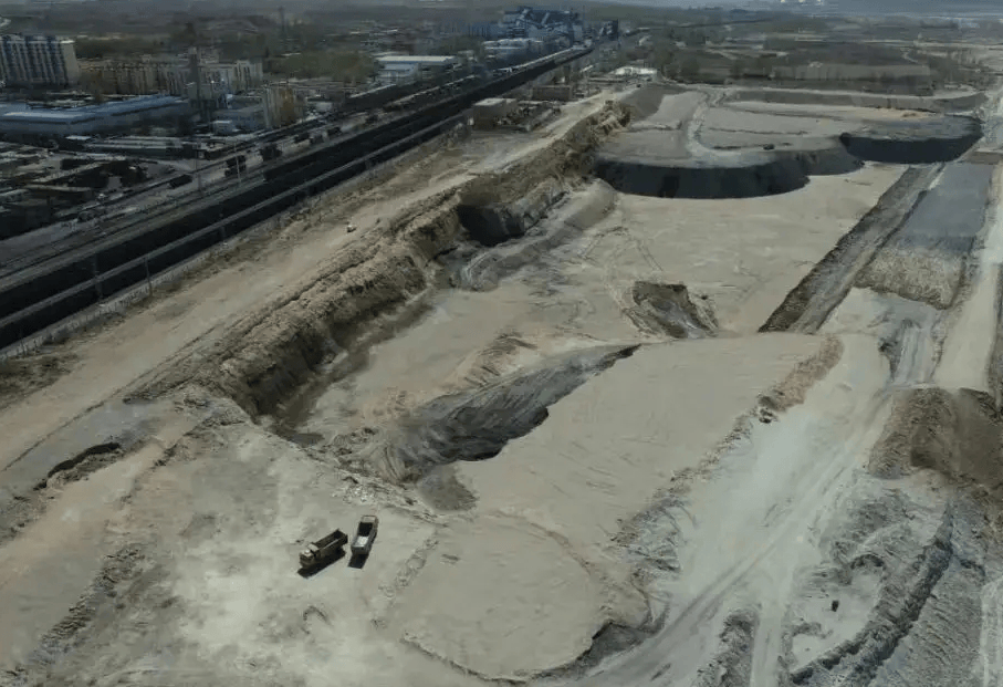 矿区一角与地表景观