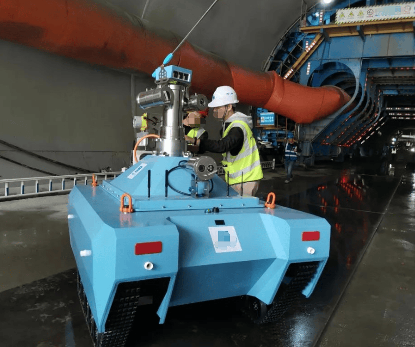 履带式机器人形态