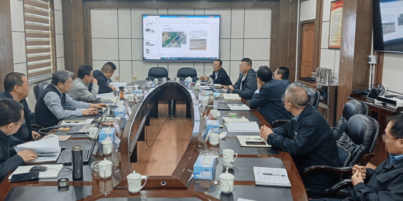 多方讨论与技术论证